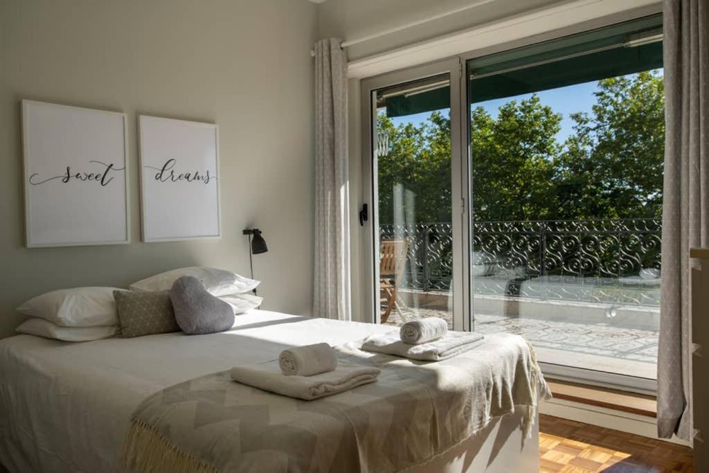 Virtudes Terrace Apartment Porto Bagian luar foto